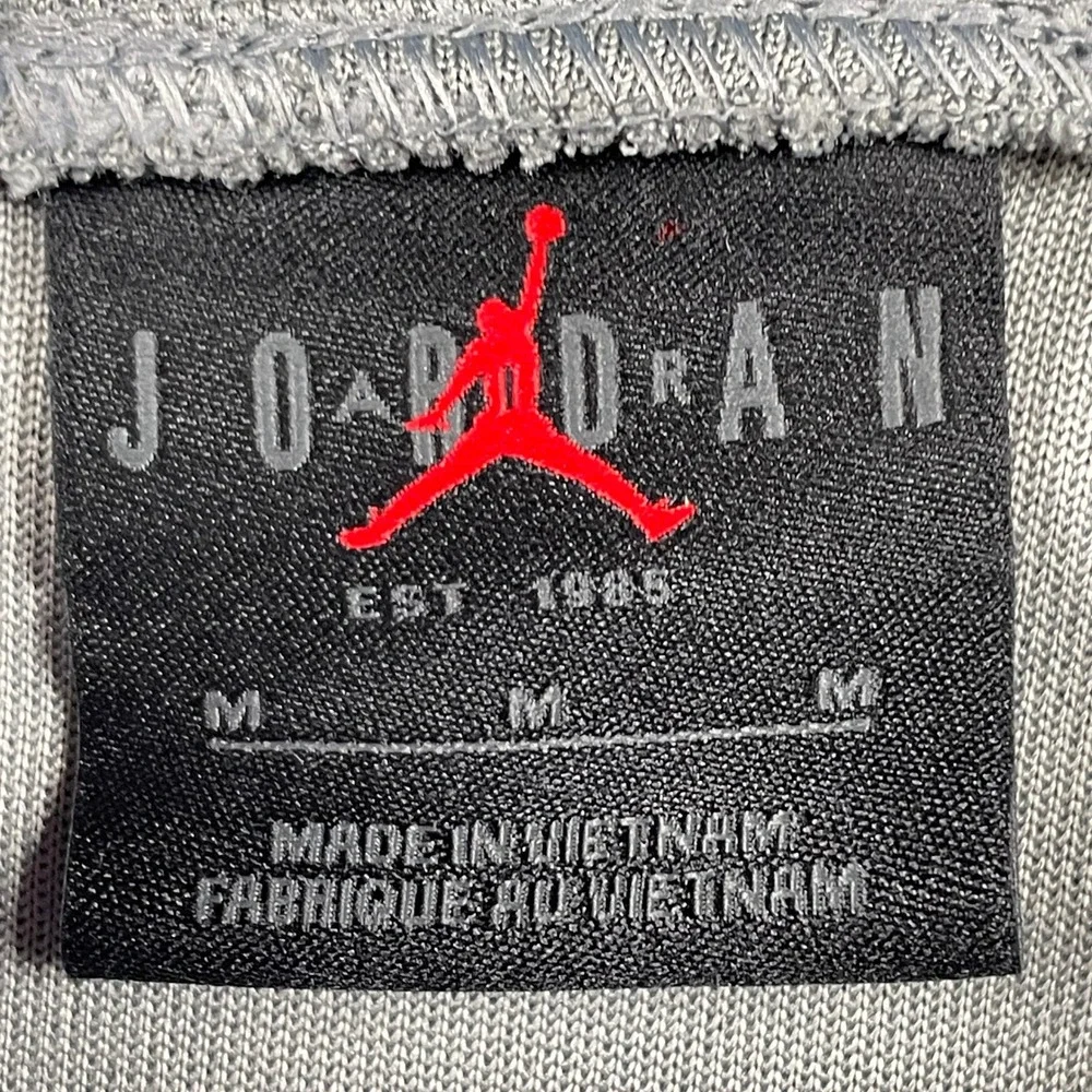 North Carolina Tar Heels Pullover Athletic Logo Jordan Hoodie Mens Medium Gray